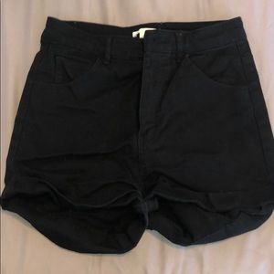 High Waisted H&M Black Denim Shorts